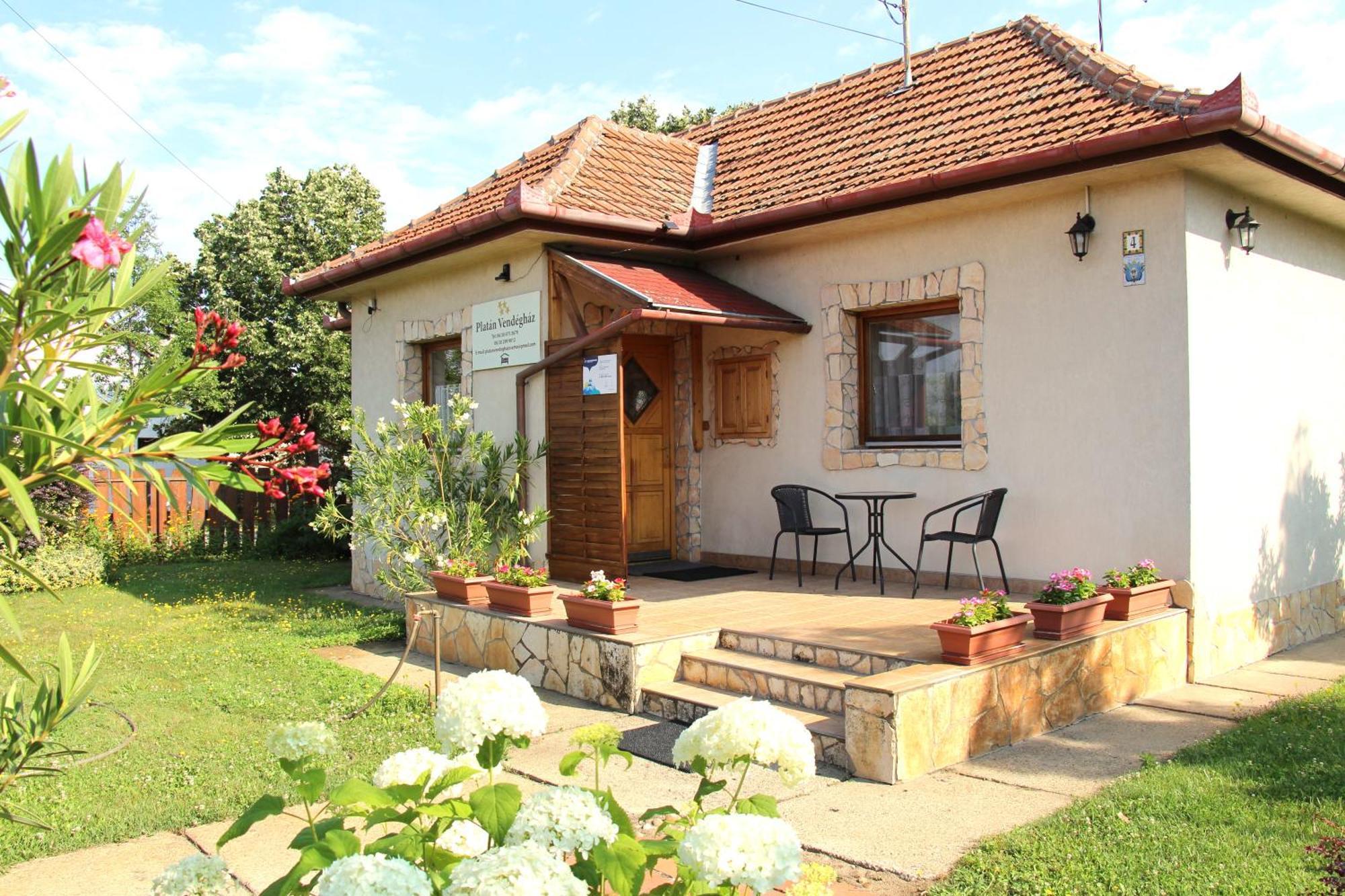 Appartamento Platán Vendégház Csemo Esterno foto